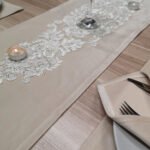 Servetėlių ir takelio komplektas, kreminis su ornamentais - Image 3